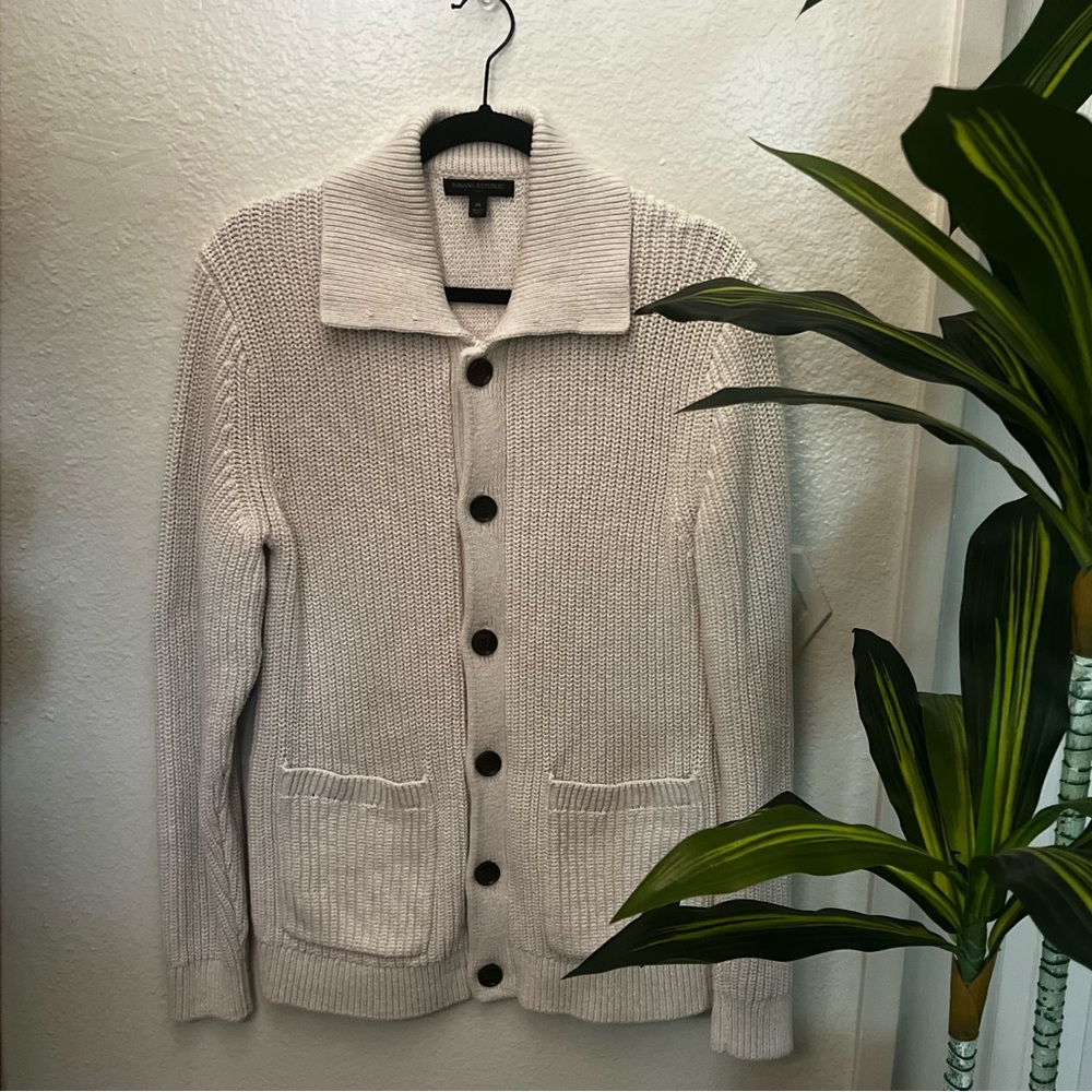 Banana Republic Off-White Knit Cardigan
